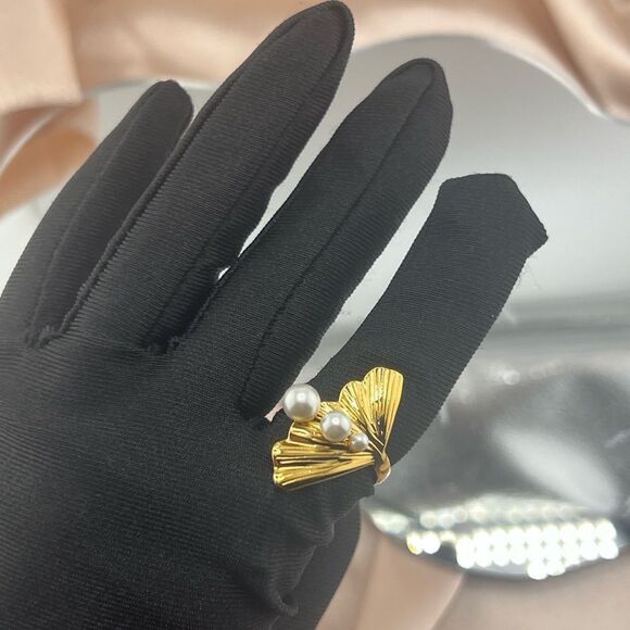 Gold Plated Stainless Steel Fan Pearl Ring Adjustable - Picture 6 of 6
